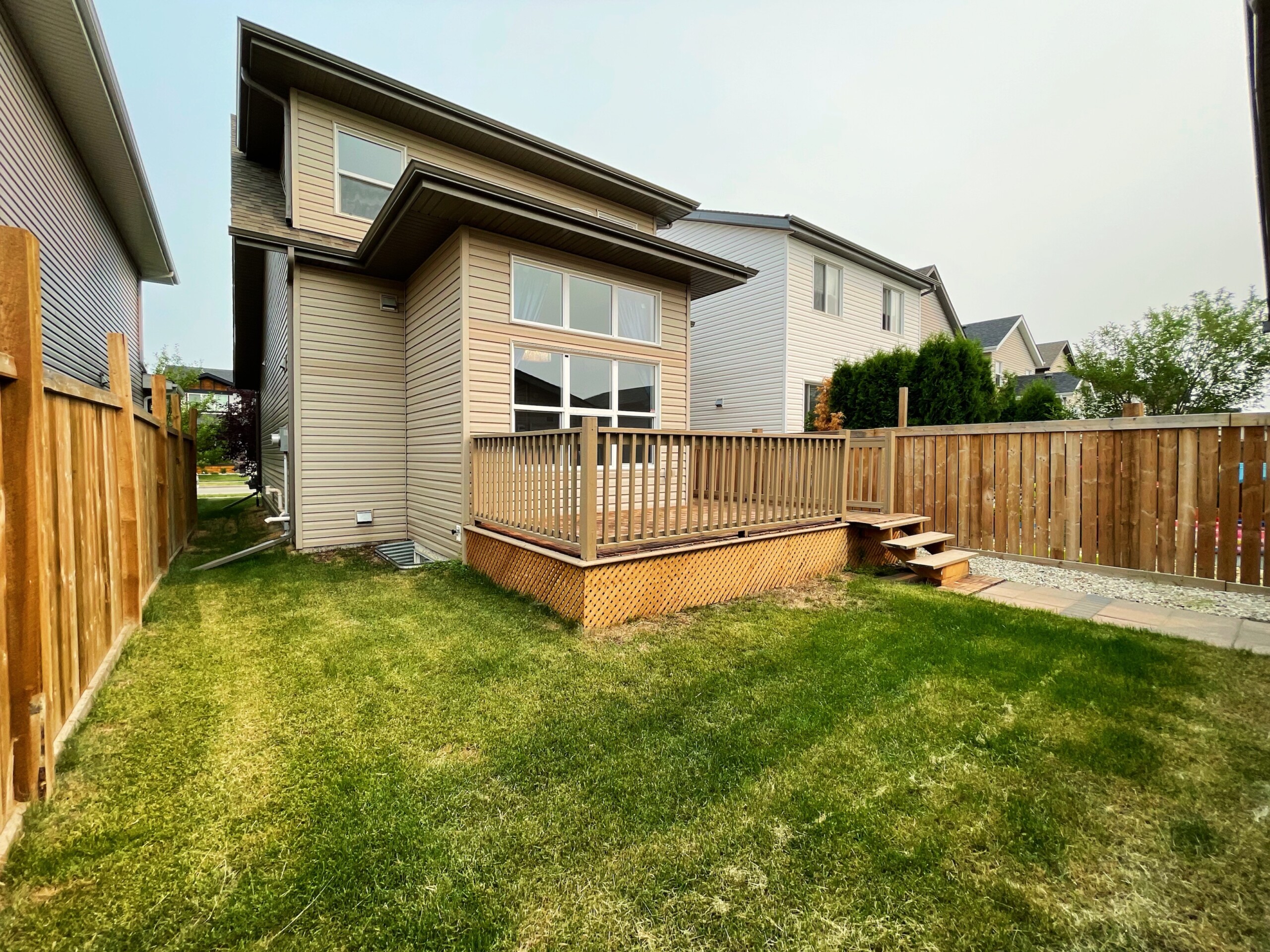 West Edmonton Secord flip 2 story single house